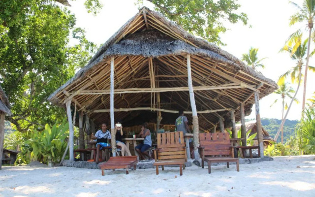 Port Olry Beach Bungalow