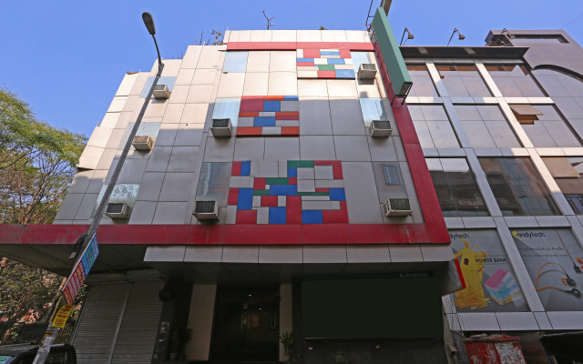 OYO 1824 Hotel Grand Peepal