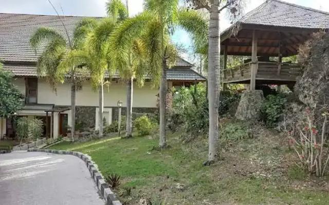 Hotel & Villa Bukit Indah Saumlaki By LeGreen