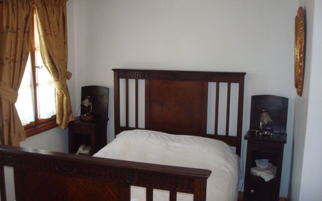 Oikia Alexandrou Traditional Inn