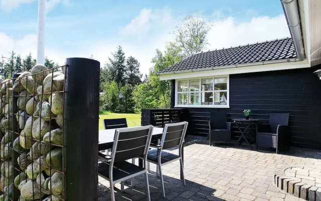 6 Person Holiday Home in Jerup