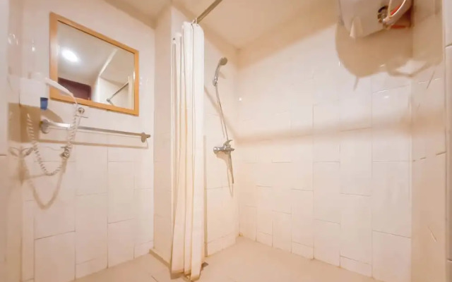 Comfort Studio (No Kitchen) At Mataram City Apartment