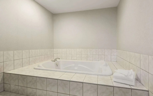 SureStay by Best Western Brockville