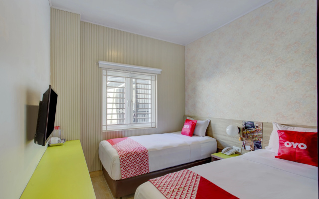OYO 4005 Bunga Dahlia Guest House – Guest Rooms – Jakarta