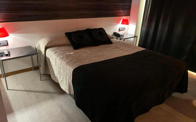 La Suite Hotel