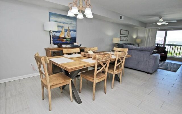 Summerhouse West by Youngs Suncoast