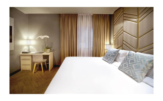 Summit Hotel Greenhills