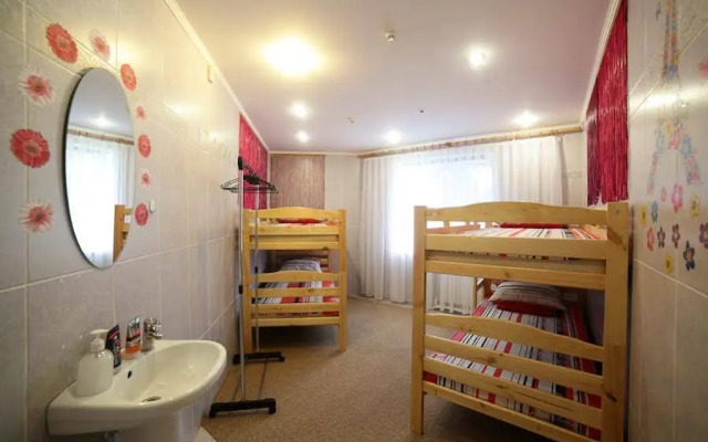 VIVA Hostel