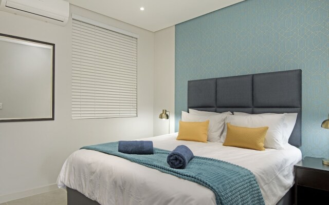 707 at Two six two Florida Road