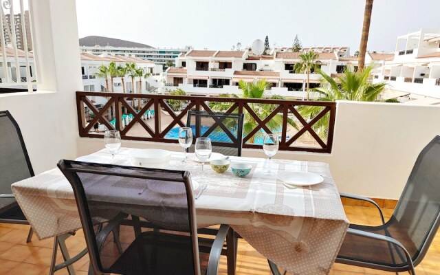 Pool View Los Cristianos by HelloApartments