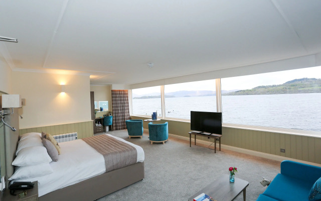 Duck Bay Hotel