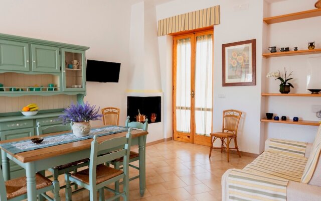 Villa Fil a by Pugliadamare