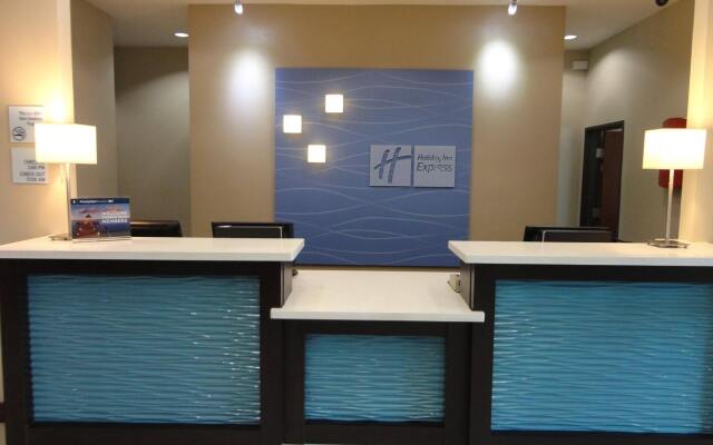 Holiday Inn Express Kenedy by IHG