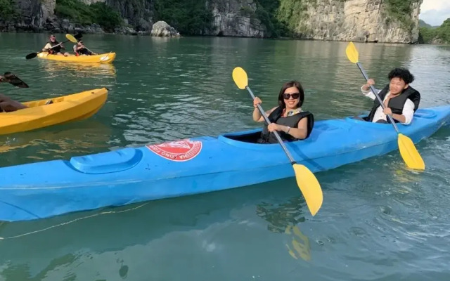 Apricot President Cruise