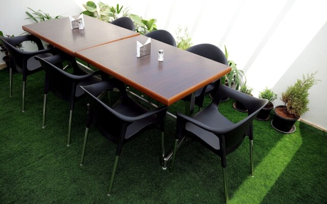 The Ventura Grand Hotel