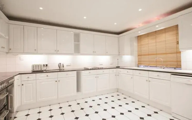 Regents Park Rooms