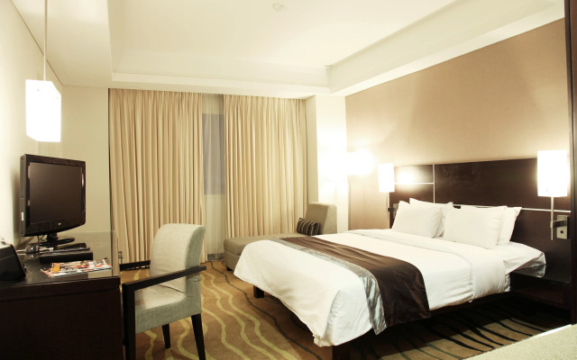 Java Paragon Hotel and Residences