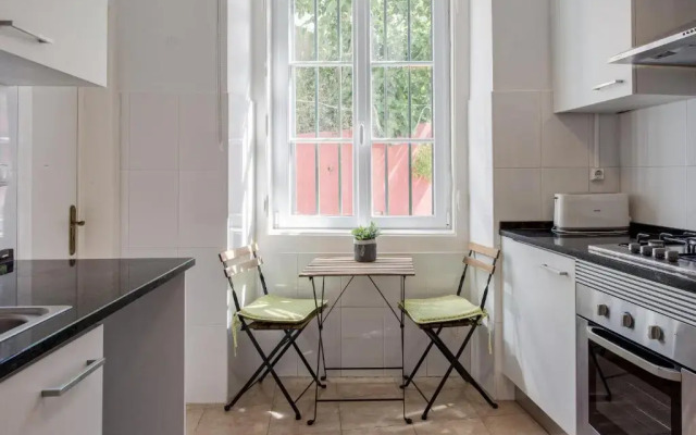 Alfama River View Tailor Made Flat
