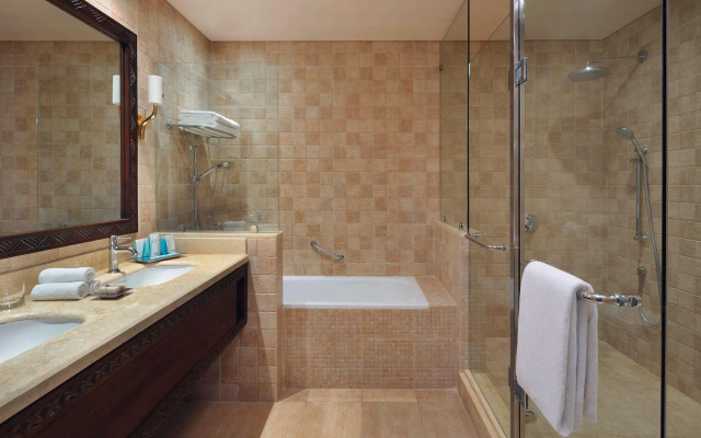 Mövenpick Ambassador Hotel Accra