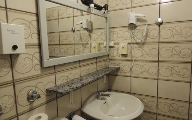 Bahn Hotel