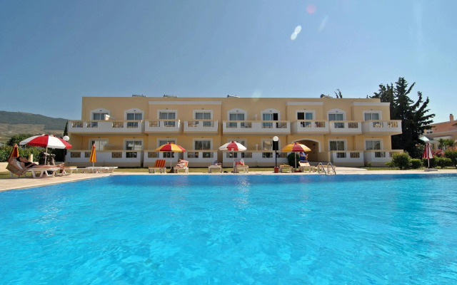 Iris Hotel