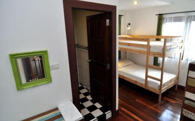 Pier 24 Boutique Guesthouse