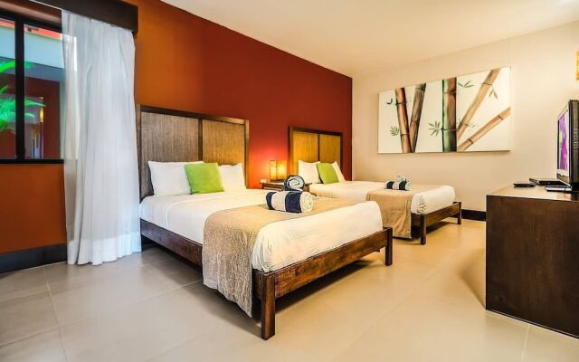 Beachfront Condo by Mamitas Beach