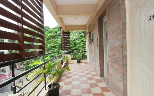 Oom Rooms Polo Inn By OYO Rooms