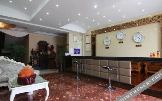 Wenxi Blanca Theme Hotel