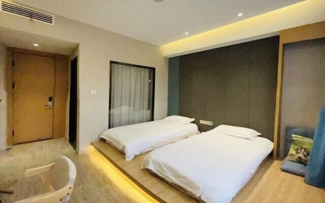Nanchang 520 Youth Hotel (Mailu Campus Center store of University of Finance and Economics)