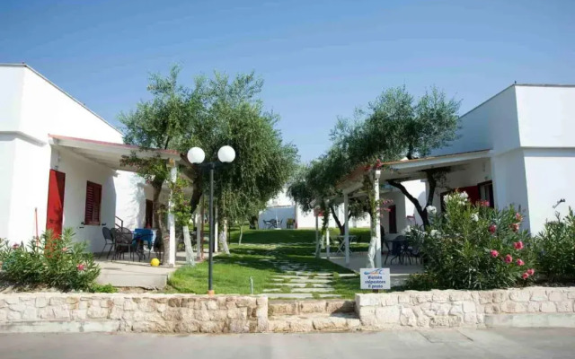 Villaggio Turistico Baia Del Monaco