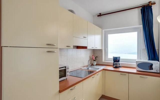 Spacious Apartment in Vercana with Hot Tub