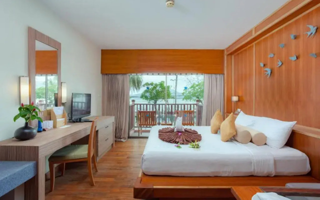 Seaview Patong Hotel