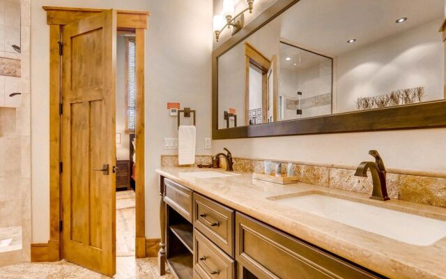 Echo Base at Shockhill Landing