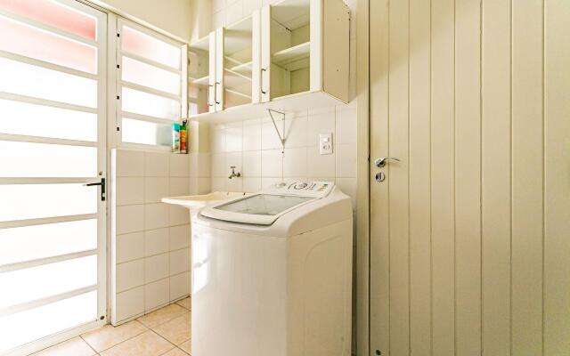 Casa sofisticada para famílias em Jurerê RCU105