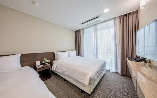 Riviera Incheon Airport Hotel