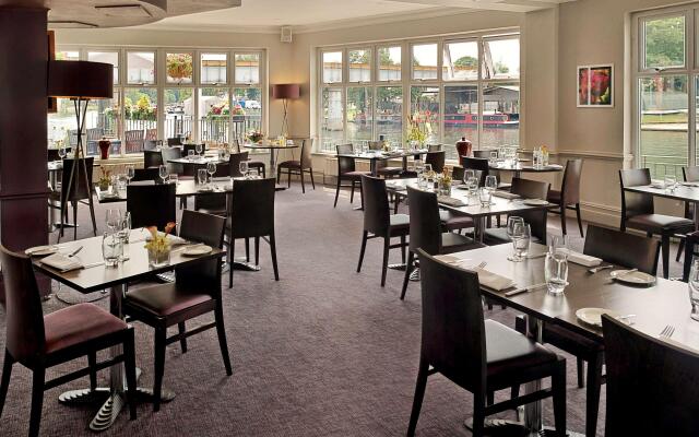 Mercure London Staines-upon-Thames Hotel