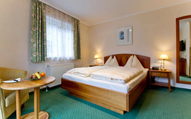 Seeboeckenhotel Zum Weissen Hirschen