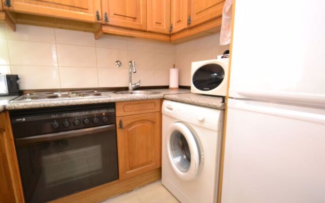 Apartment Albeniz La Pineda