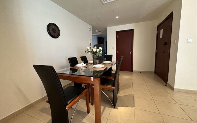 Manzil - Cozy 2BR Apt in JBR with Sea Views