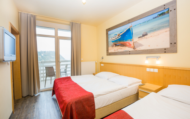 Barbara Piran Beach hotel