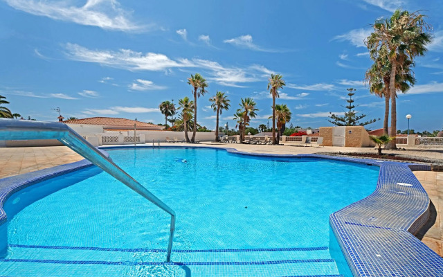 Apartamentoscomplejo Residencial Con Piscina+Wiffi