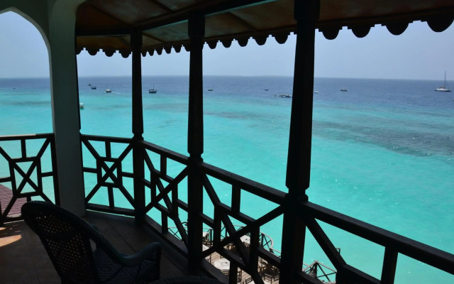 Langi Langi Beach Bungalows