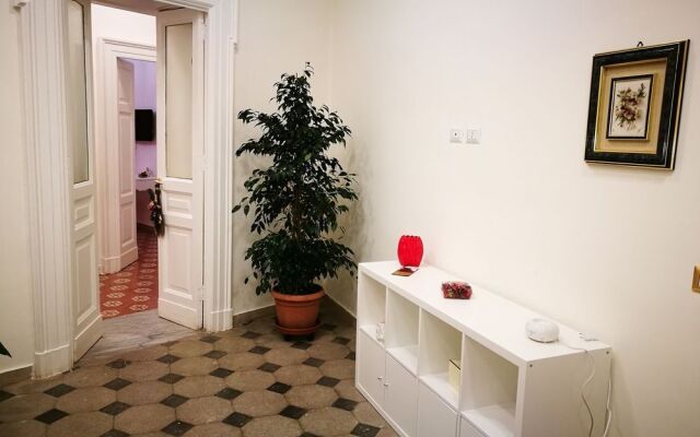 B&B Resta cu mme