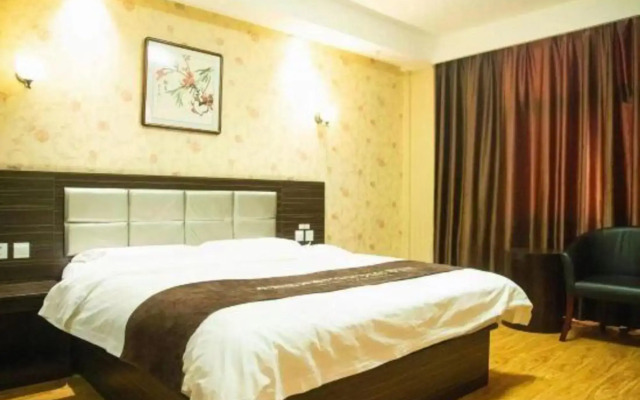 Super 8 Hotel (Shenzhou Changjiang East Road)