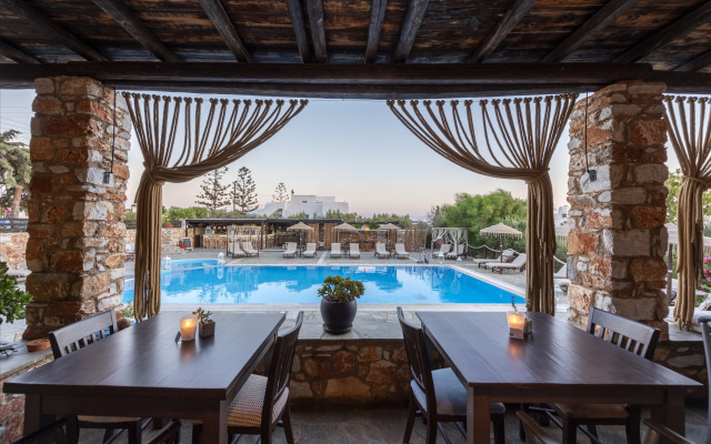 Parosland Hotel