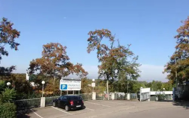 Hotel Touristik