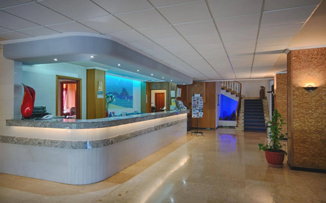 Hotel Abrat