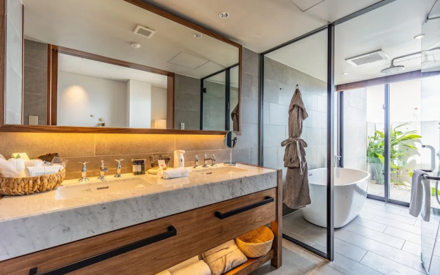 One Suite THE GRAND