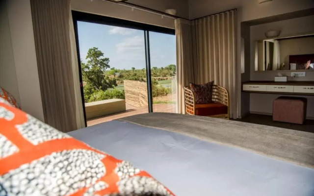 Jacana River Lodge